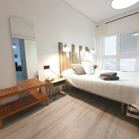 מאלגה Apartamentos Alamos מראה חיצוני תמונה