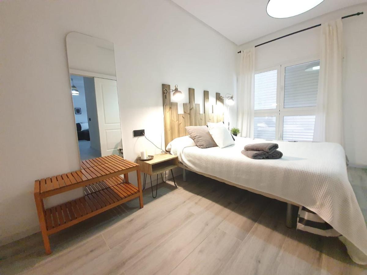 מאלגה Apartamentos Alamos מראה חיצוני תמונה