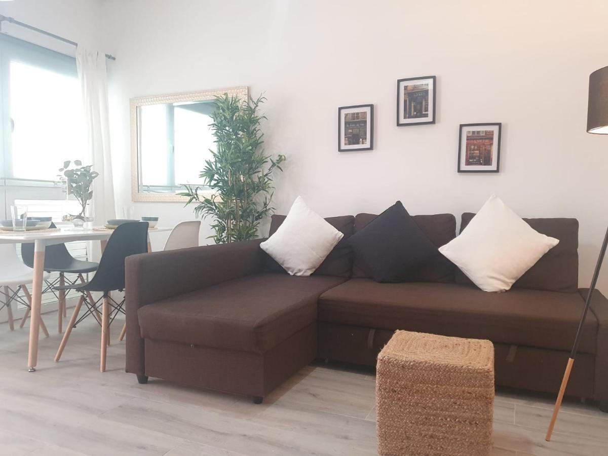 מאלגה Apartamentos Alamos מראה חיצוני תמונה